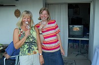  Ute and Christiane make a toast.