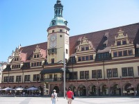  A better view of the Old Town Hall.  And yes, there is a New Town Hall, but we didn't see it.