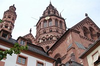  Looking up at the main tower of the cathedral.