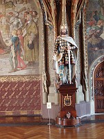  One of the many statues in the Great Court Chamber.